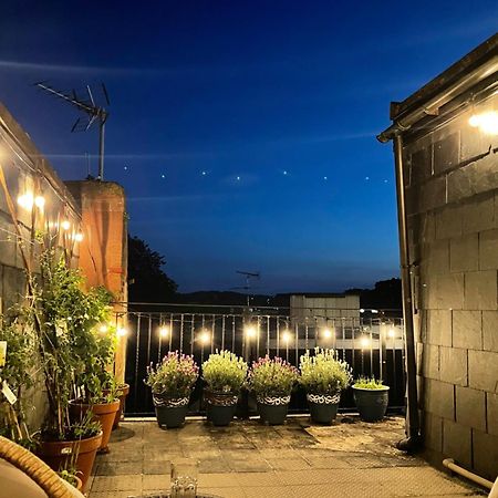 Epic Location, Views & Large Private Terrace Διαμέρισμα Γουίνσδορ Εξωτερικό φωτογραφία
